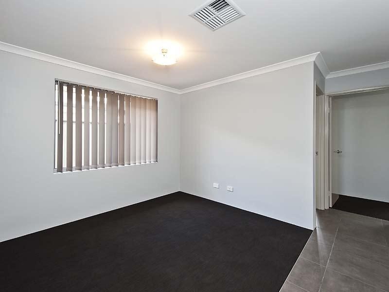 14 Harding Street, Hilbert WA 6112