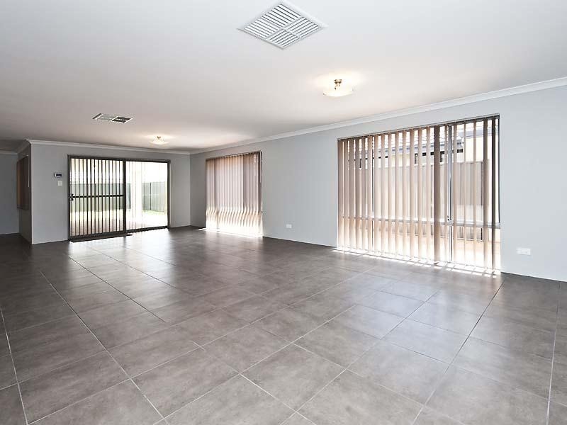 14 Harding Street, Hilbert WA 6112