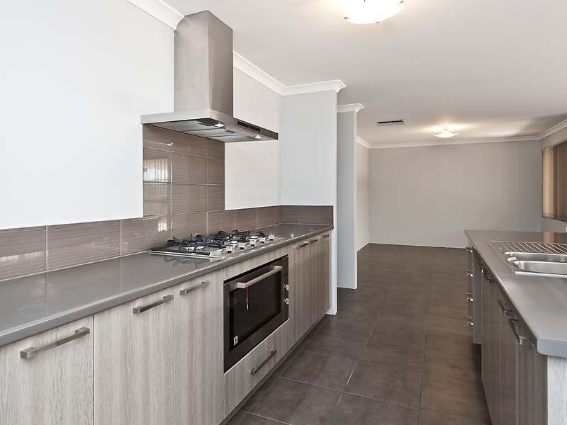 14 Harding Street, Hilbert WA 6112