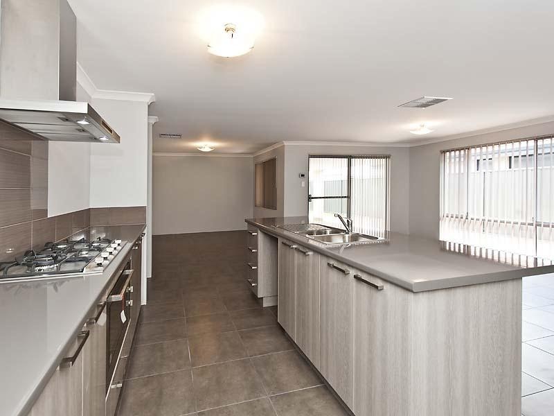 14 Harding Street, Hilbert WA 6112