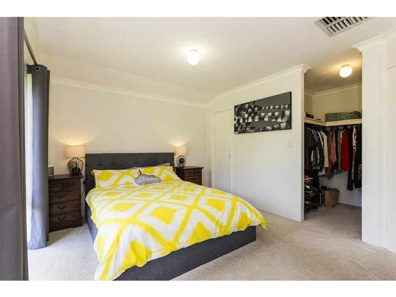 116 Challis Road, Seville Grove WA 6112