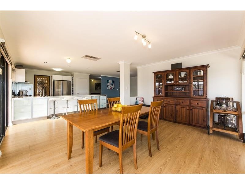 116 Challis Road, Seville Grove WA 6112