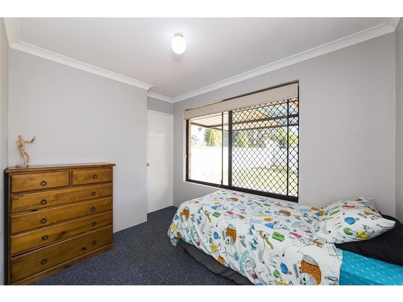 116 Challis Road, Seville Grove WA 6112