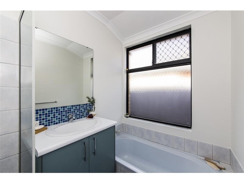 116 Challis Road, Seville Grove WA 6112