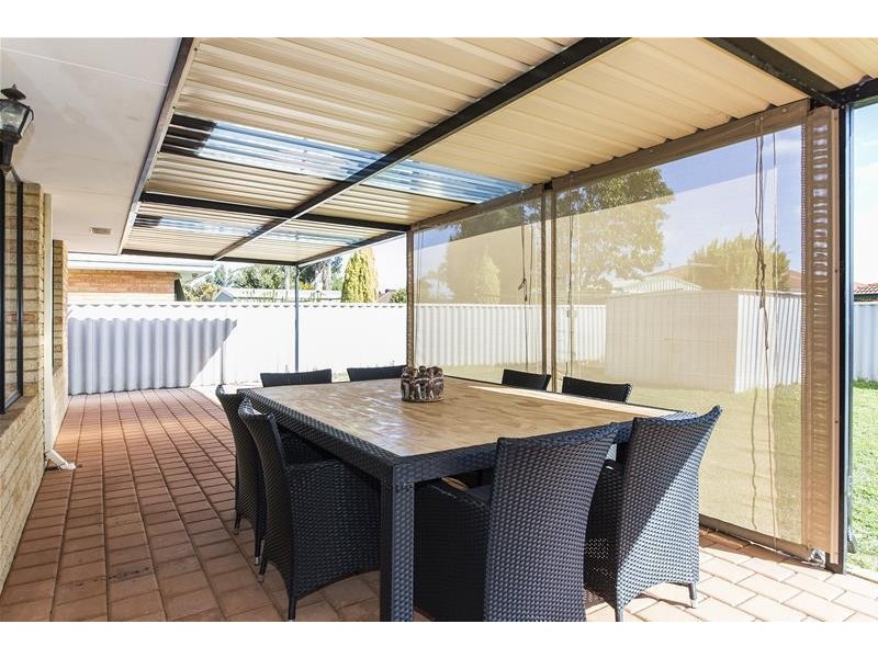 116 Challis Road, Seville Grove WA 6112