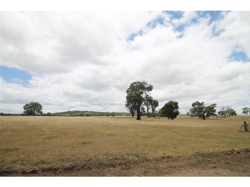 217 Shanley Road, Mardella WA 6125