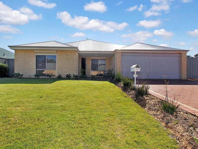 2 Chard Grove, Leda WA 6170
