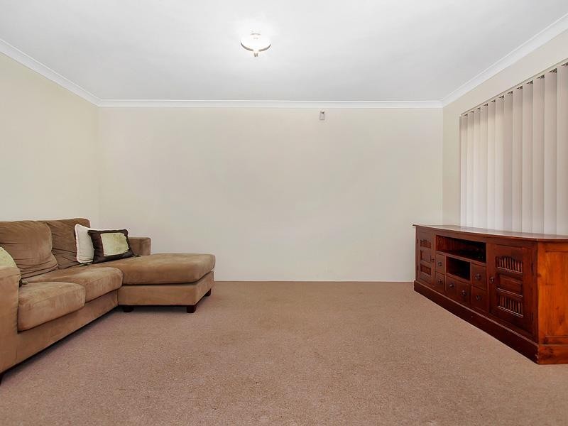 2 Chard Grove, Leda WA 6170