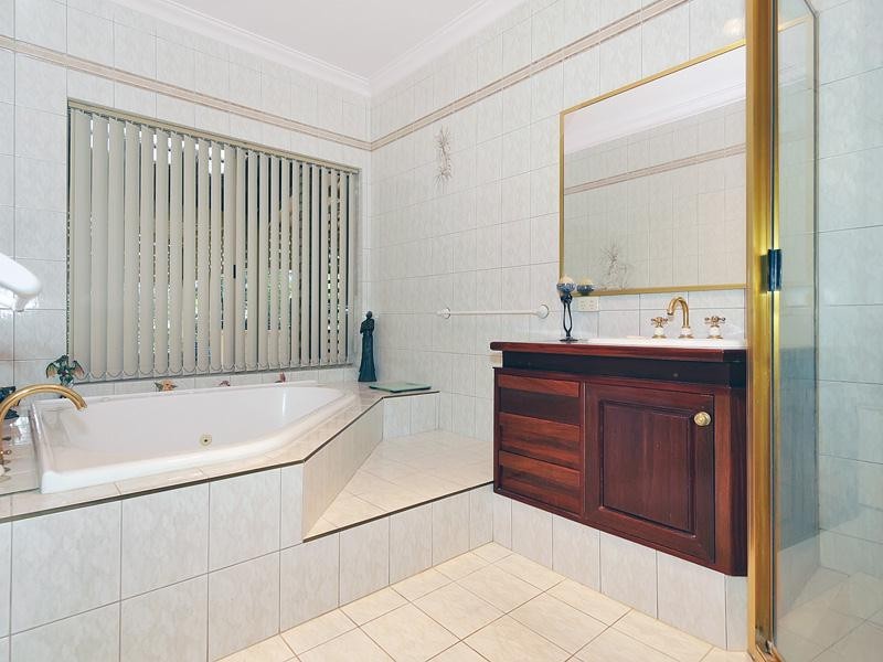 25 Blackwood Drive, Mount Nasura WA 6112