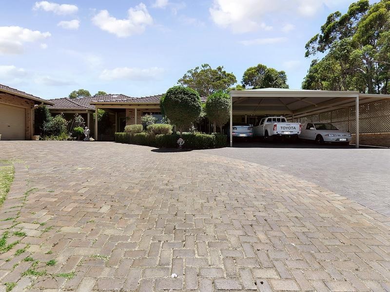 25 Blackwood Drive, Mount Nasura WA 6112