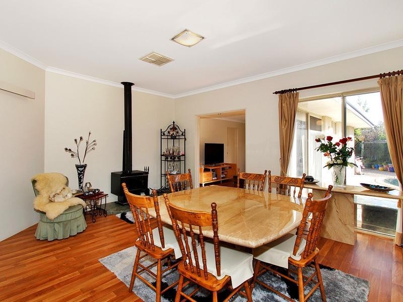 10 Prescott Court, Parkwood WA 6147