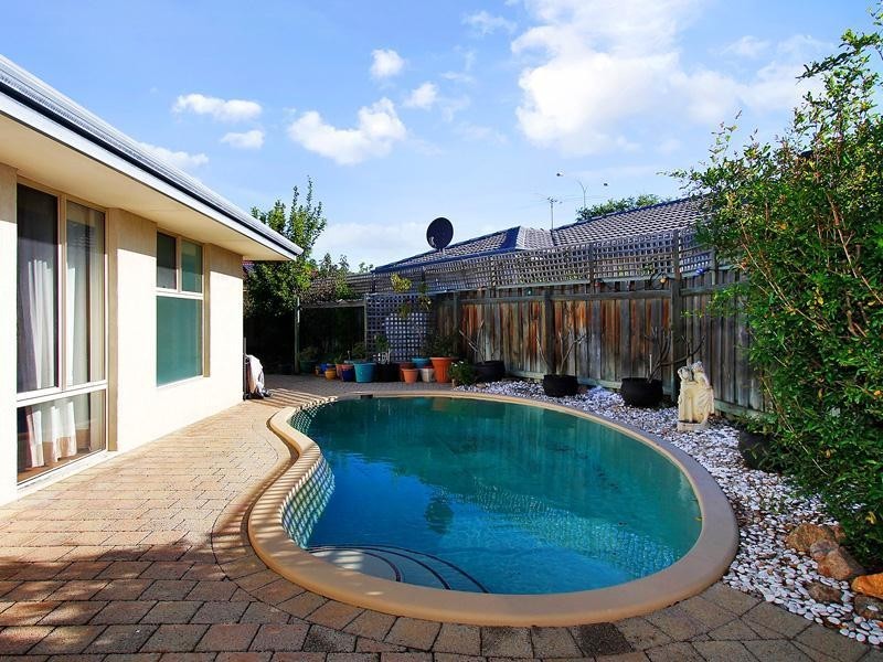 10 Prescott Court, Parkwood WA 6147