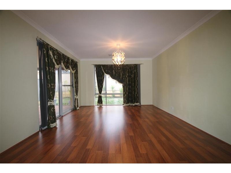 31 Evans Way, Byford WA 6122