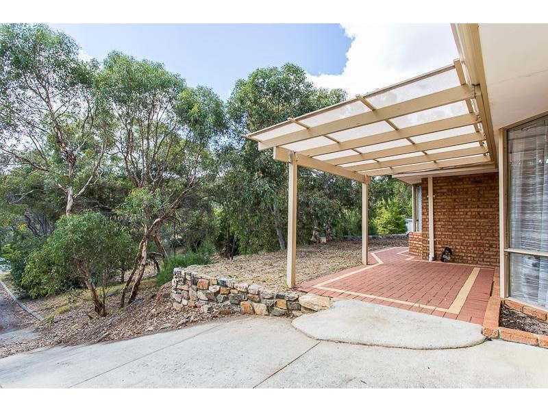 89 Amethyst Crescent, Mount Richon WA 6112