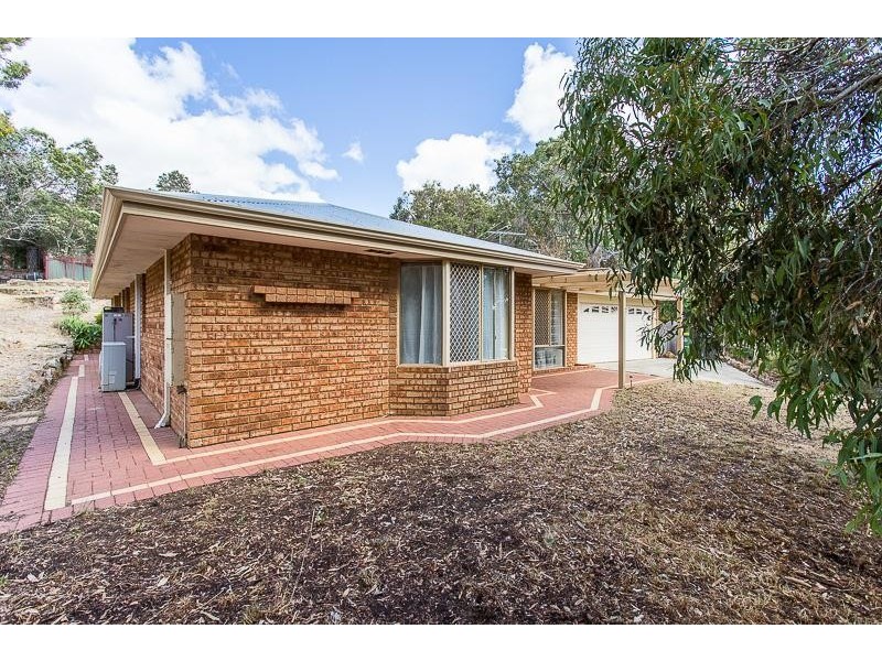 89 Amethyst Crescent, Mount Richon WA 6112