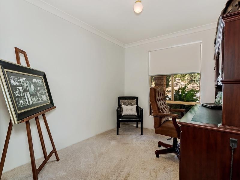 17 Three Kangaroos Way, Byford WA 6122