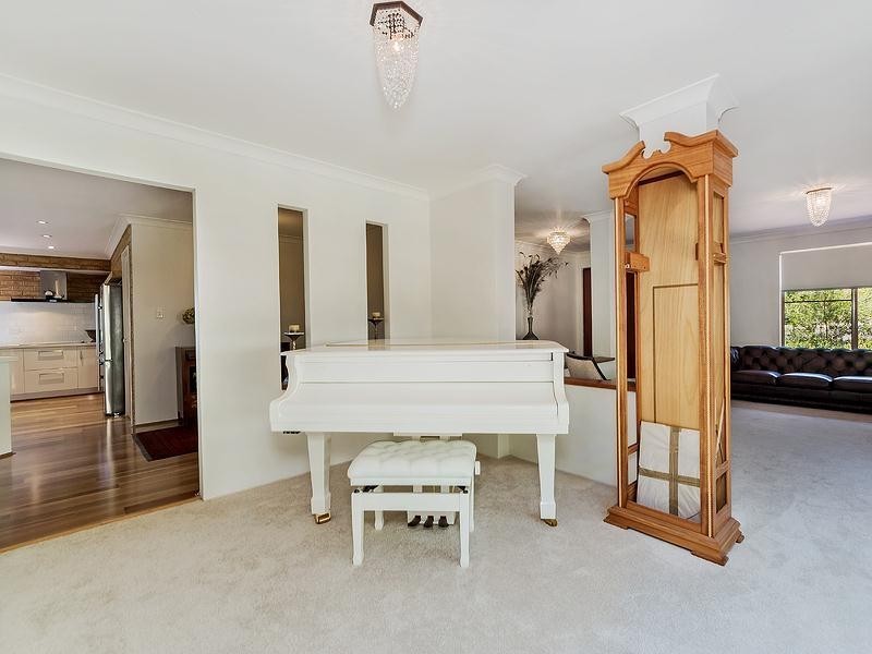 17 Three Kangaroos Way, Byford WA 6122