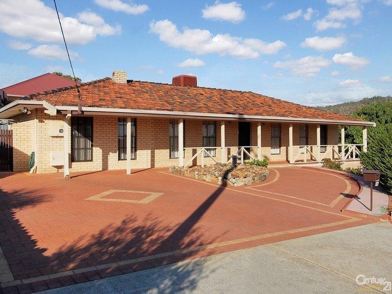 17 Wangoola Terrace, Mount Nasura WA 6112