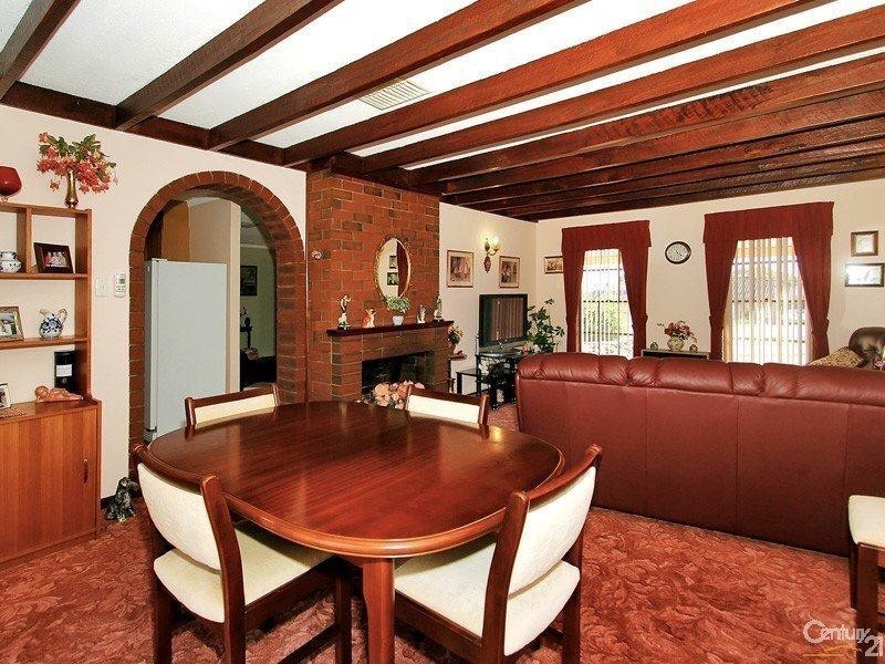 17 Wangoola Terrace, Mount Nasura WA 6112