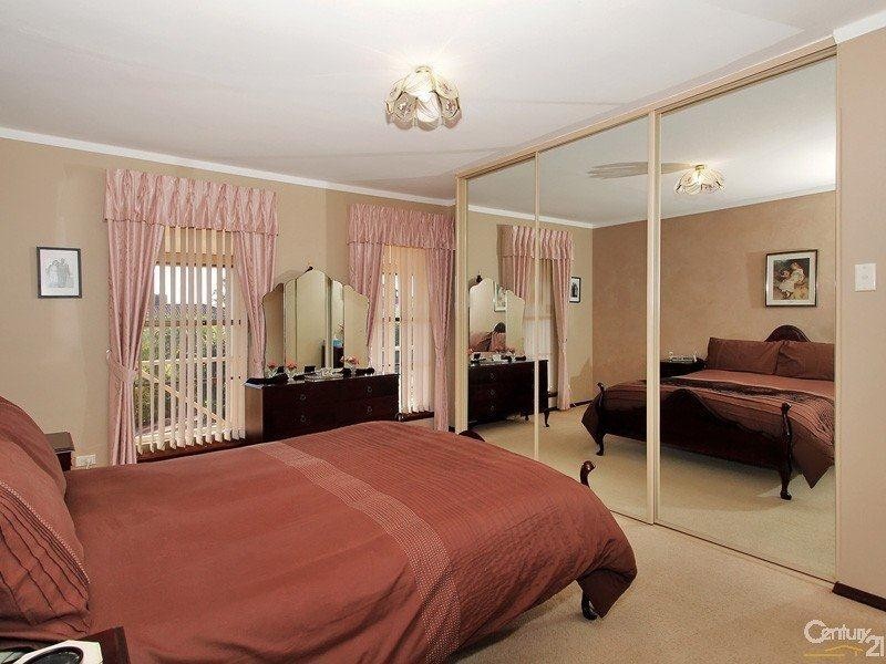 17 Wangoola Terrace, Mount Nasura WA 6112