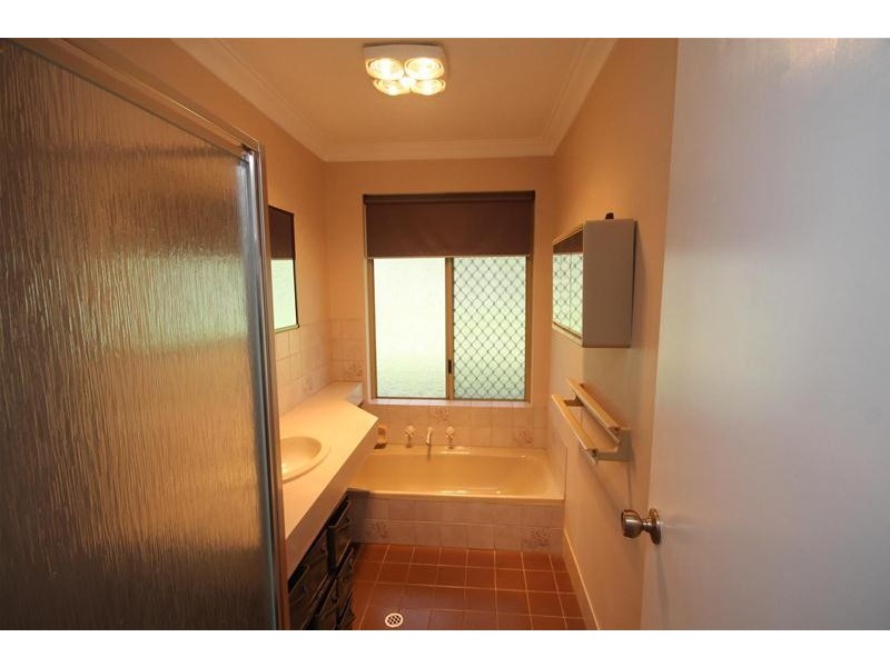 24 Rain Lover Court, Darling Downs WA 6122