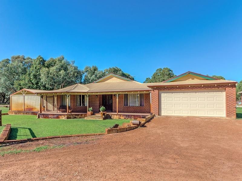 1118 Orton Road, Cardup WA 6122