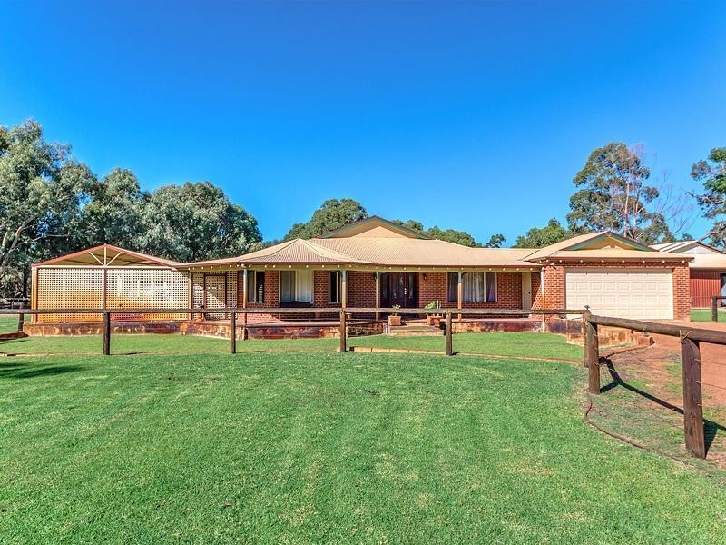 1118 Orton Road, Cardup WA 6122