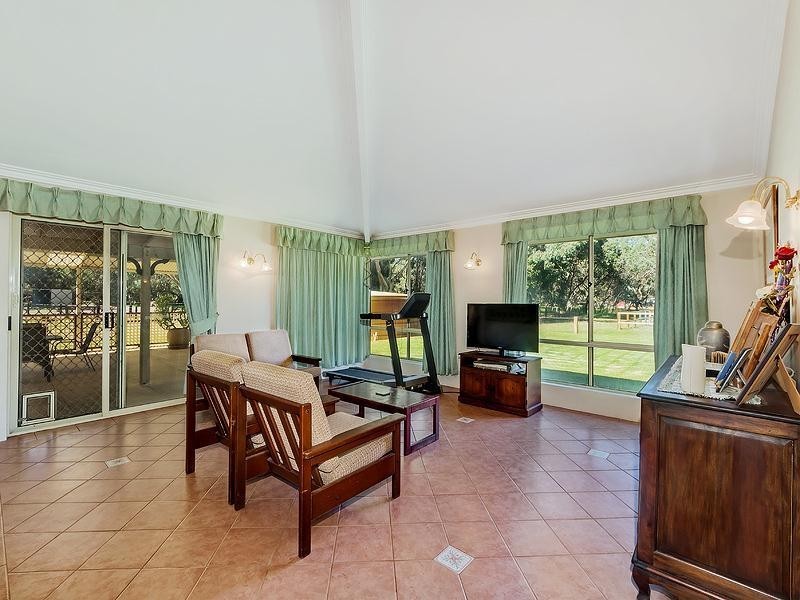 1118 Orton Road, Cardup WA 6122