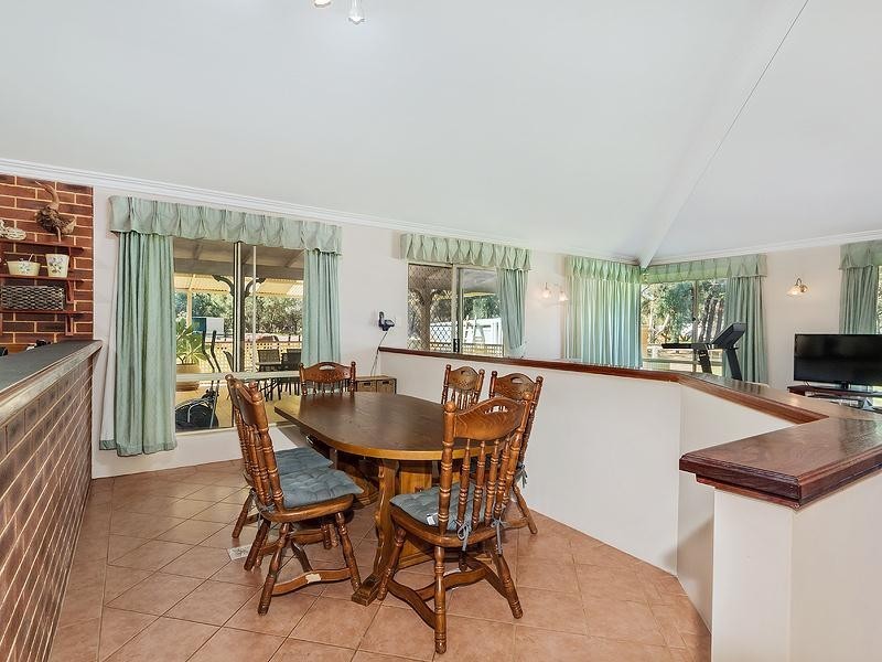 1118 Orton Road, Cardup WA 6122