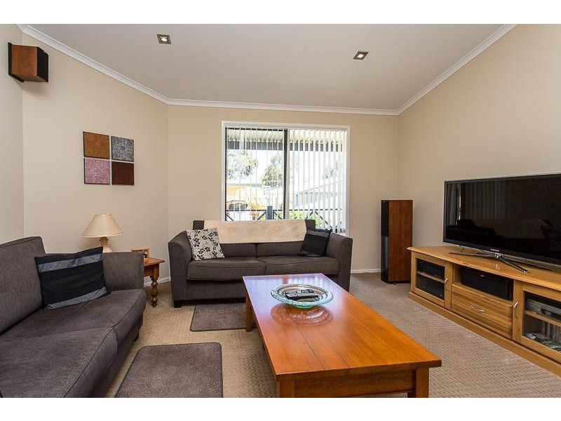 228/270 South Western Highway, Mount Richon WA 6112