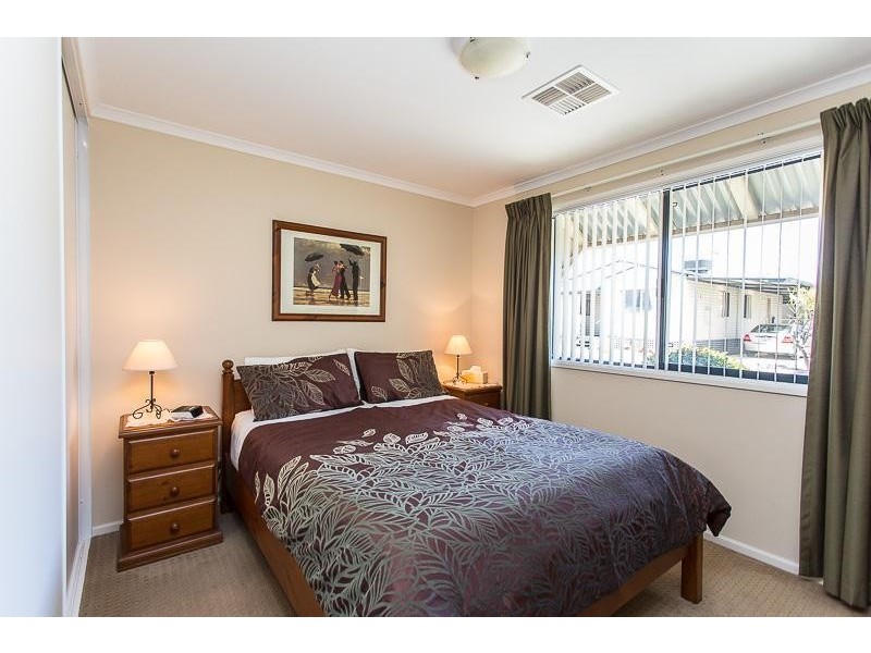 228/270 South Western Highway, Mount Richon WA 6112