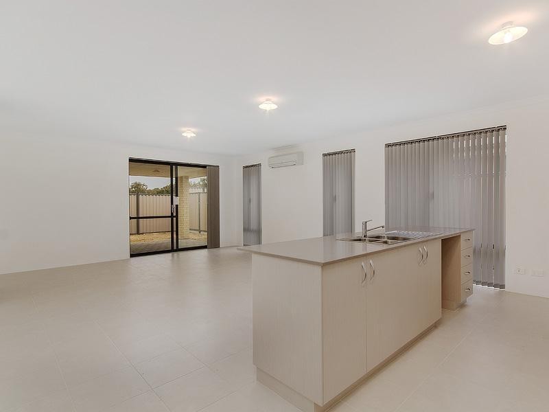 47 Peavey Road, Whitby WA 6123