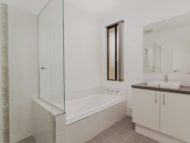 47 Peavey Road, Whitby WA 6123