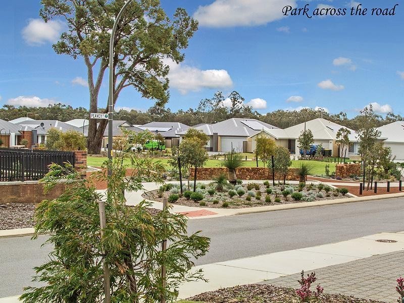 47 Peavey Road, Whitby WA 6123