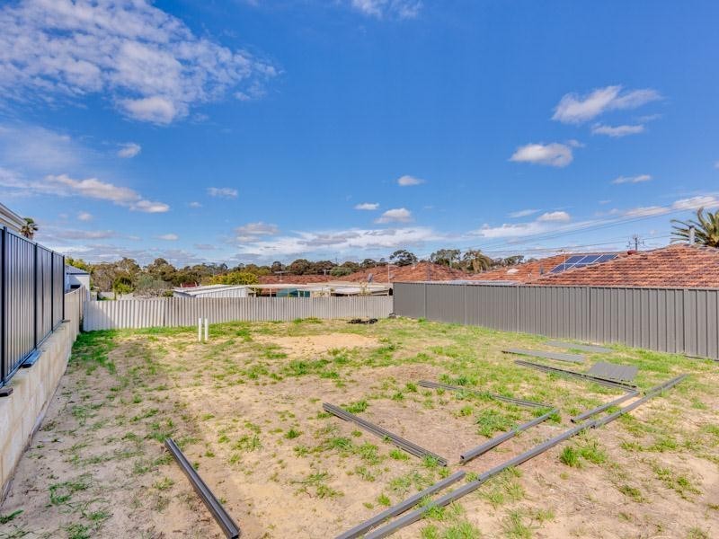 150B Phoenix Road, Hamilton Hill WA 6163