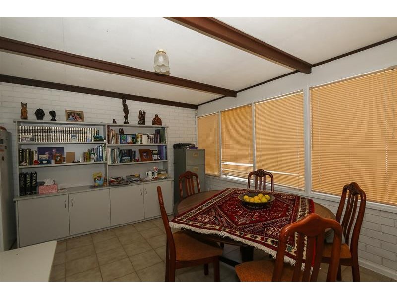 11 Sherwood Court, Armadale WA 6112