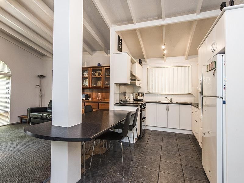 3 Claunelle Road, Armadale WA 6112