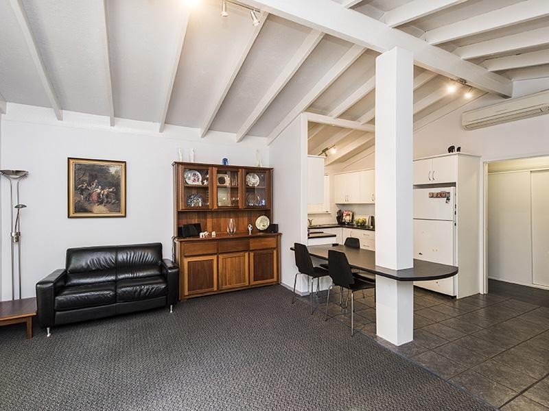 3 Claunelle Road, Armadale WA 6112