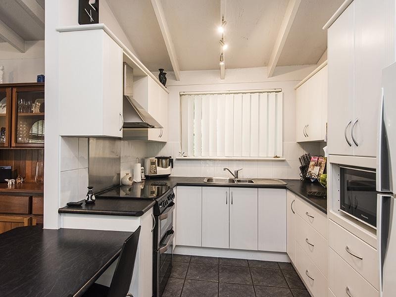 3 Claunelle Road, Armadale WA 6112