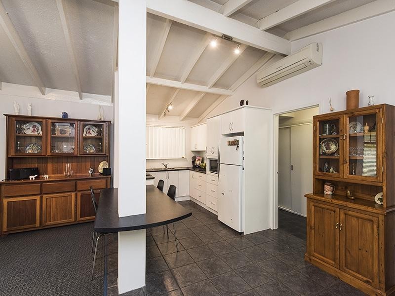 3 Claunelle Road, Armadale WA 6112