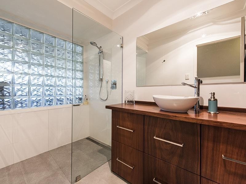 3 Claunelle Road, Armadale WA 6112