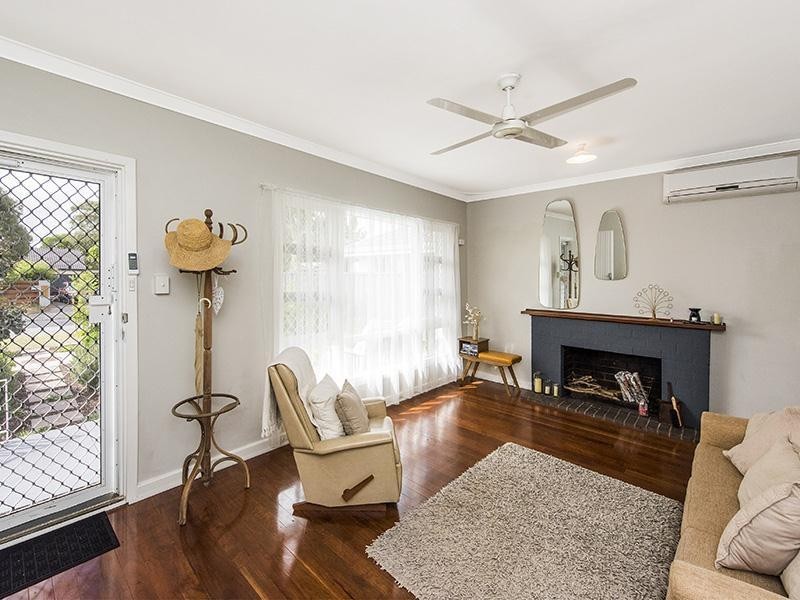 40 Galliers Avenue, Armadale WA 6112