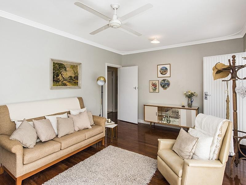 40 Galliers Avenue, Armadale WA 6112