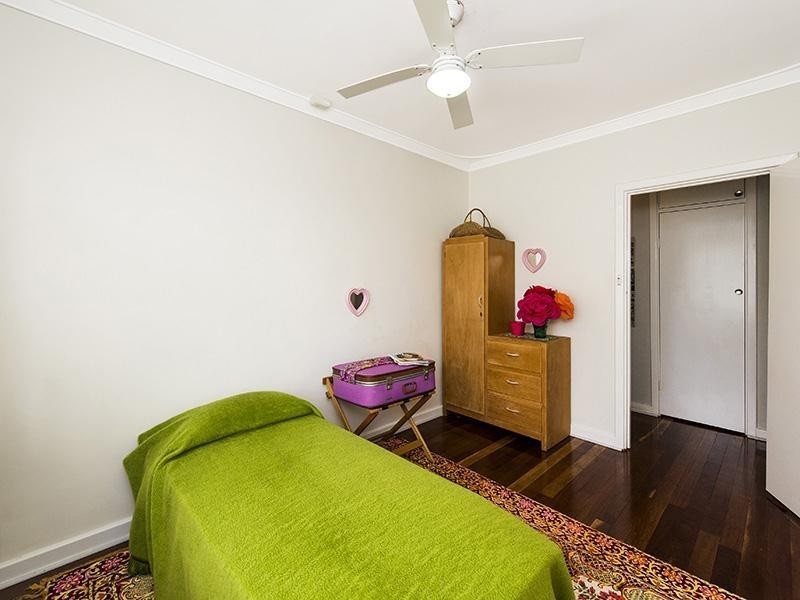 40 Galliers Avenue, Armadale WA 6112