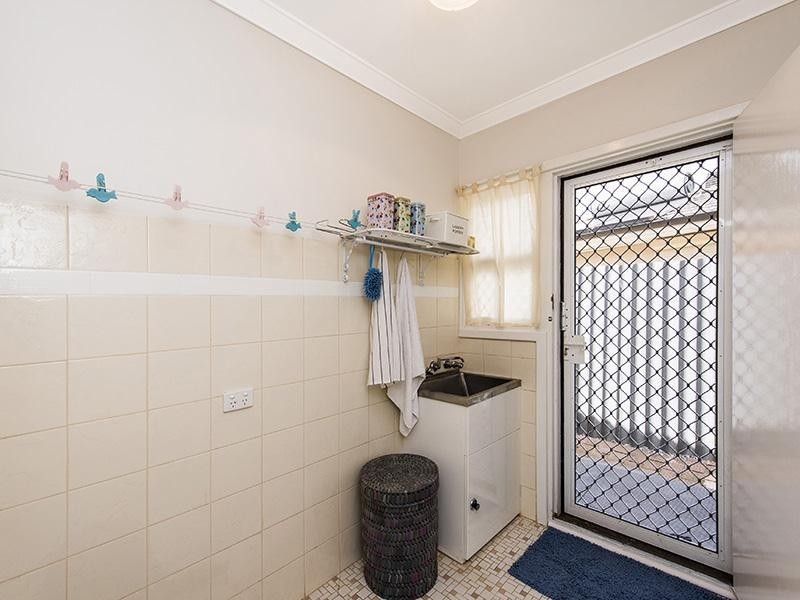 40 Galliers Avenue, Armadale WA 6112