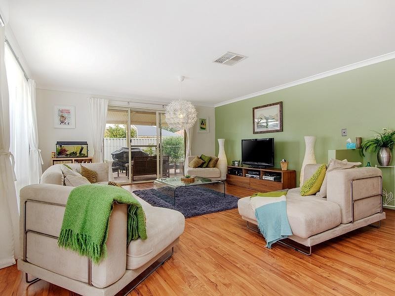 19 Salamanca Boulevard, Seville Grove WA 6112