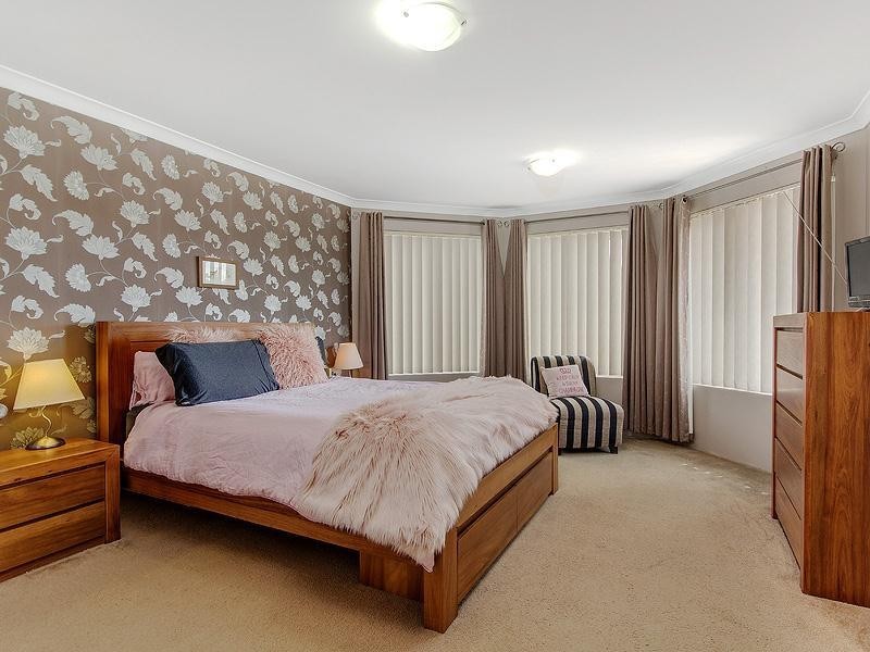 19 Salamanca Boulevard, Seville Grove WA 6112