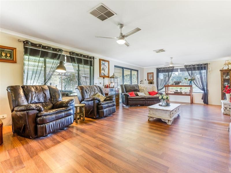 801 Soldiers Road, Cardup WA 6122