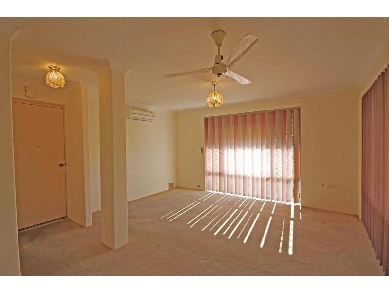 4/15 Murray Court, Armadale WA 6112