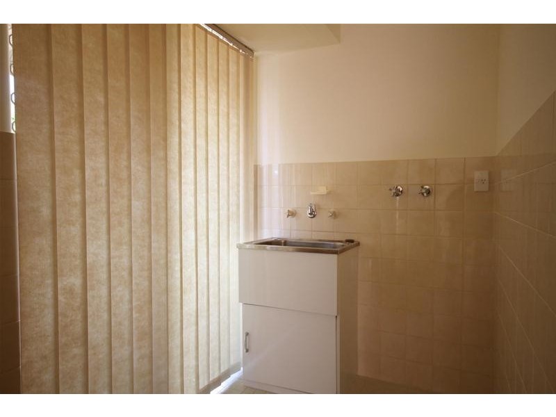 4/15 Murray Court, Armadale WA 6112